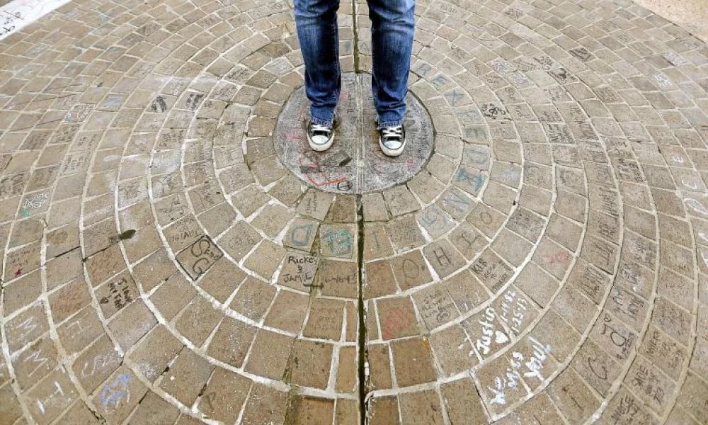 ΗΠΑ: Το "κέντρο του Σύμπαντος" είναι στην Οκλαχόμα και τρελαίνει κόσμο